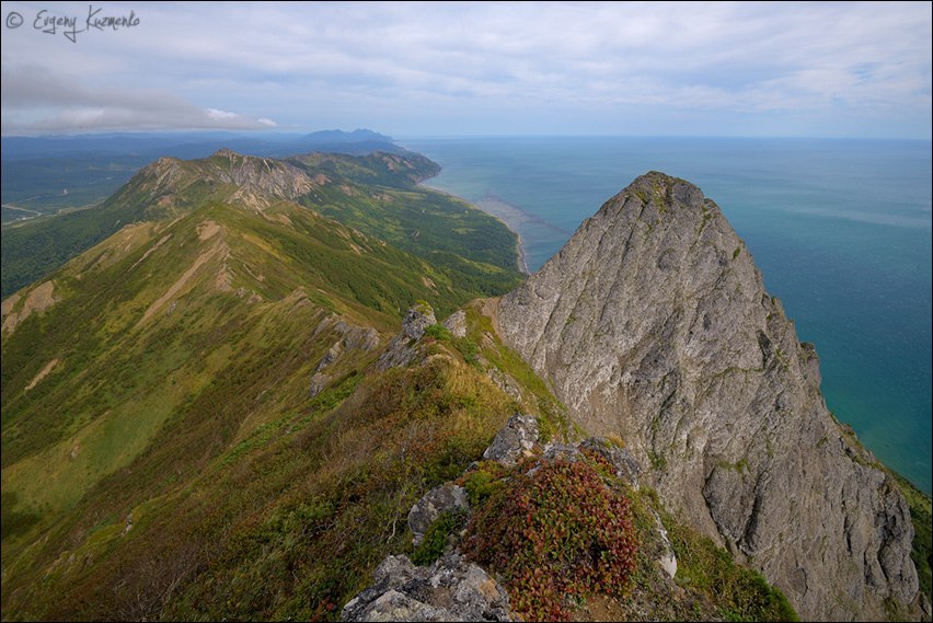 14 августа 1850 — амурская экспедиция под руководством Геннадия Ивановича Невельского подняла русский флаг на мысе Куегда