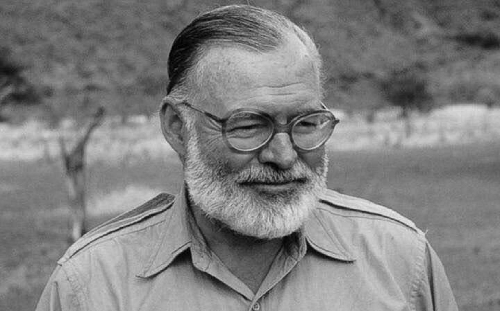 Hemingway. Эрнест Хемингуэй. Эрнест Миллер Хемингуэй. Эрнест Хемингуэй фото. Хемингуэй путешественник.