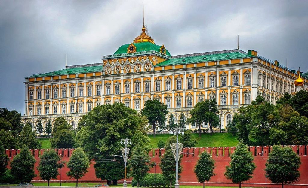 Фото кремлевского дворца в москве