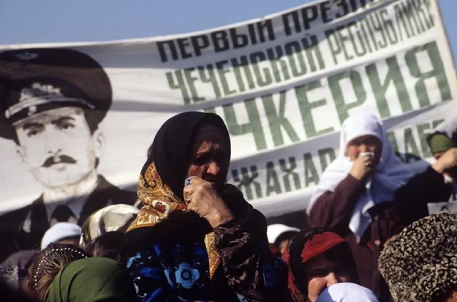 Общенациональный конгресс чеченского народа. Ичкерия 1991. Чеченская Республика Ичкерия 1991. Дудаев 1991. Независимость Чеченской Республики Ичкерия.