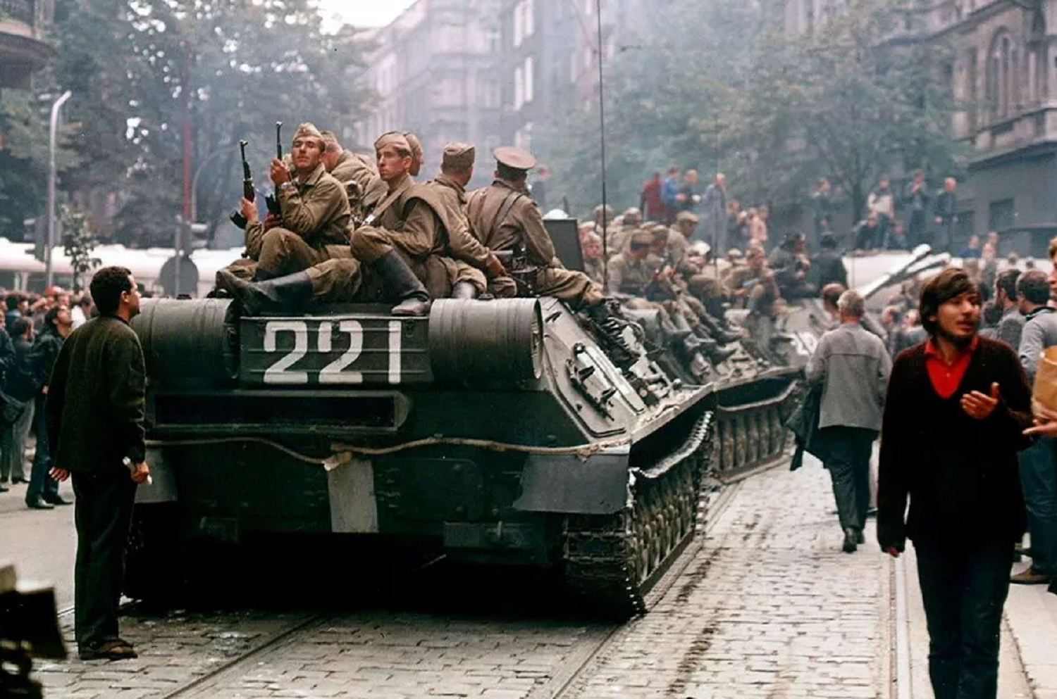 Есть ли чехословакия. Операция Дунай 1968. Операция Дунай Прага 1968. Операция «Дунай». Чехословакия, 1968 год..