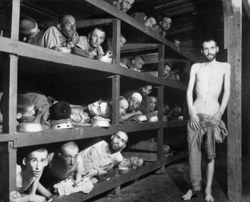 11 апреля 1945 года - Международный день освобождения узников фашистских концлагерей 18+