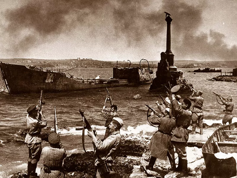 12 мая 1944 года - Полное освобождения Крыма от оккупантов