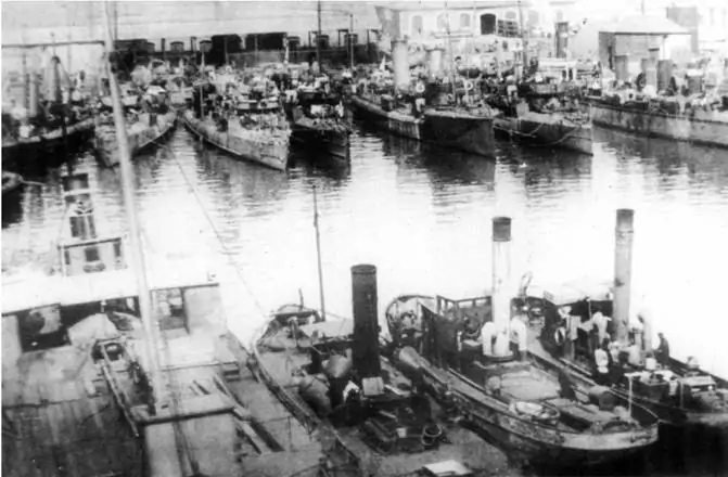 5 декабря 1904 году - Тихоокеанский отряд кораблей уничтожается японским флотом в Порт-Артуре